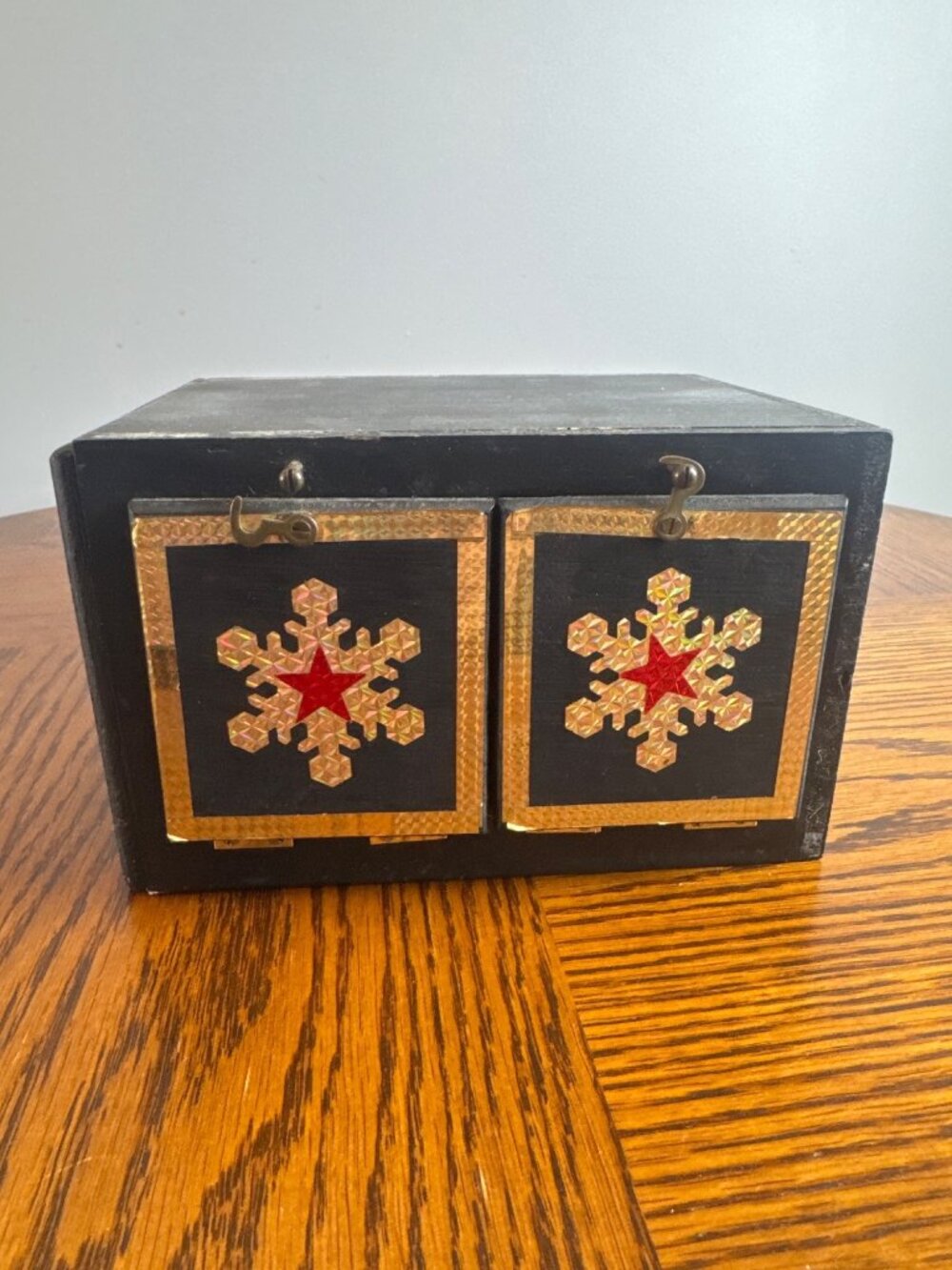 Magician's Prank Trick Box with Ball and Spring-loaded Snakes